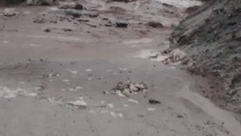 Por la crecida de ríos, la ruta 48 está intransitable