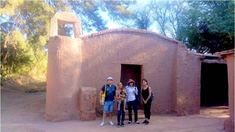 El “Bus Turístico” recorre la Ruta del Adobe y La Aguadita