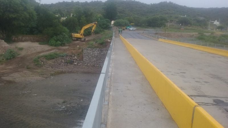 Ultiman detalles en la obra del puente de Banda de Varela- Ruta 1