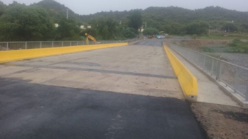 Ultiman detalles en la obra del puente de Banda de Varela- Ruta 1