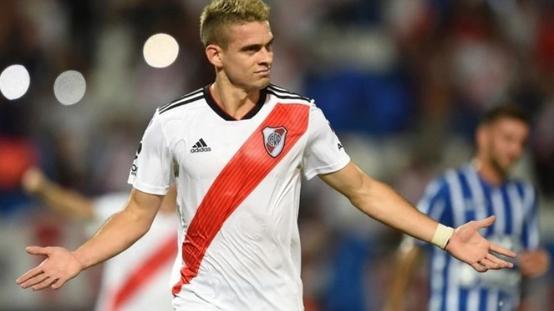 River se recuperó goleando 4-0 a Godoy Cruz
