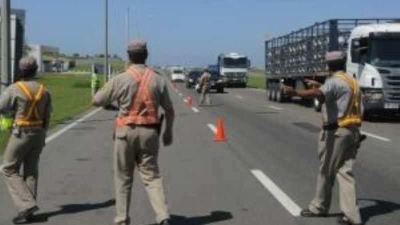 Ebria, hija de Melconian atropelló a un policía