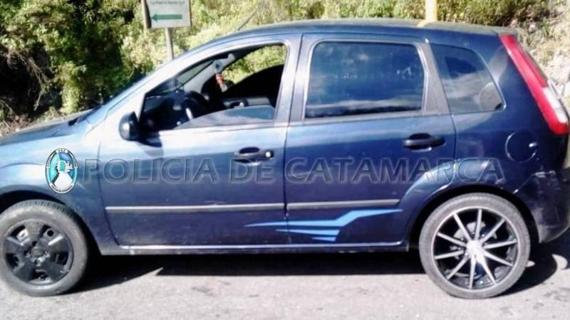 Arrestan a cuatro jóvenes y secuestran droga en La Puerta