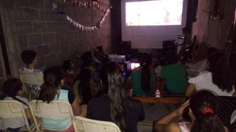 “Cine bajo las estrellas”, en todos los puntos de la provincia este verano