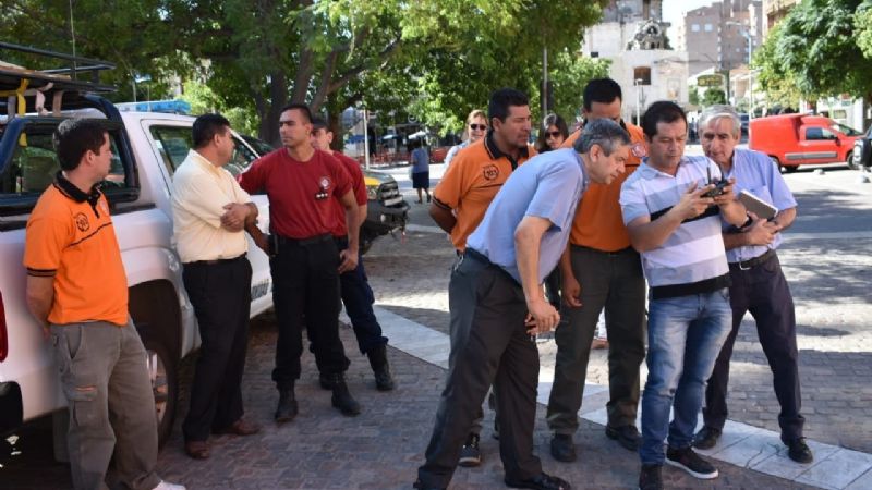Evalúan cómo reparar la cruz de una de las cúpulas de la Catedral