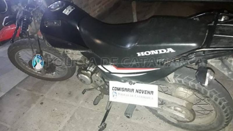 Recuperan una moto robada en la zona sur de la Capital