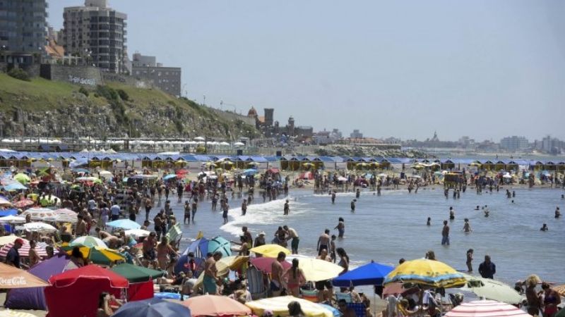 Cuánto cuesta un día de playa en diferentes ciudades de la Costa Atlántica
