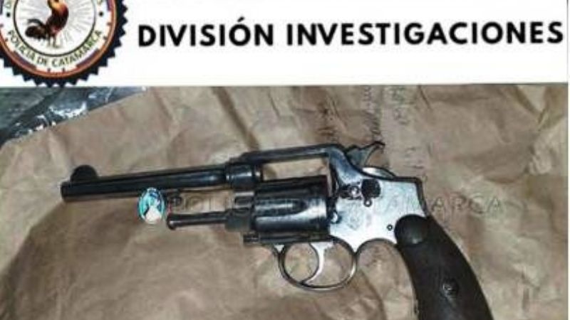 Mujer amenazó de muerte a otra con un arma de fuego