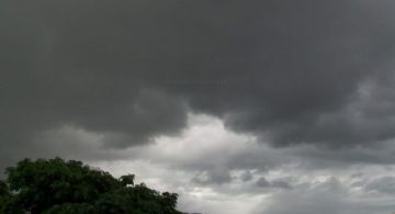 Martes con nubosidad, leve inestabilidad y ráfagas intensas por la mañana