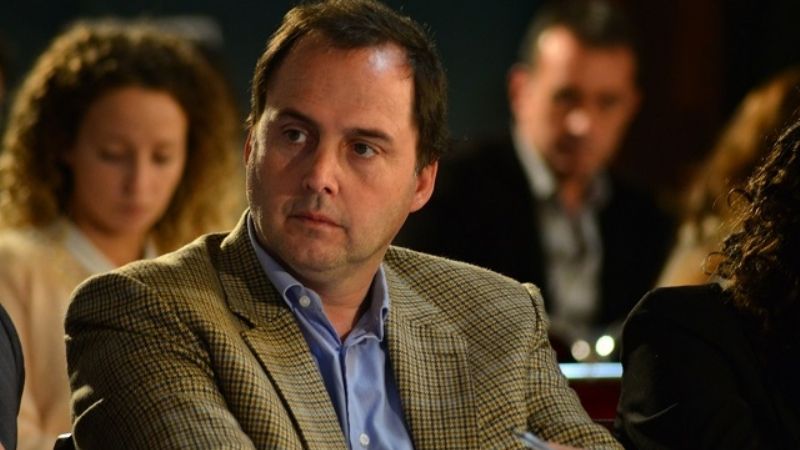 Langostas: Mera pidió al gobierno nacional que actúe de manera urgente