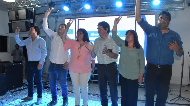 Nóblega lanzó la campaña con la presentación de su plataforma de gobierno
