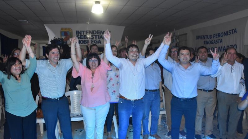 Nóblega lanzó la campaña con la presentación de su plataforma de gobierno