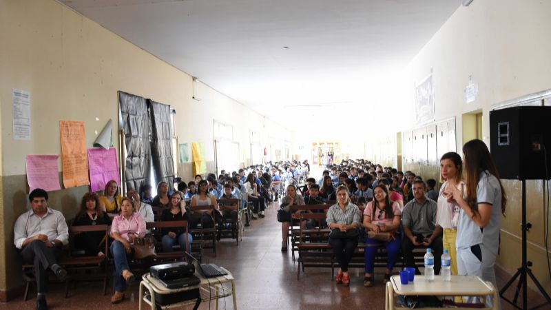 Taller sobre los daños que causa el consumo excesivo de azúcar