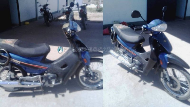 Mujer ebria se quedó sin moto y agredió a un policía