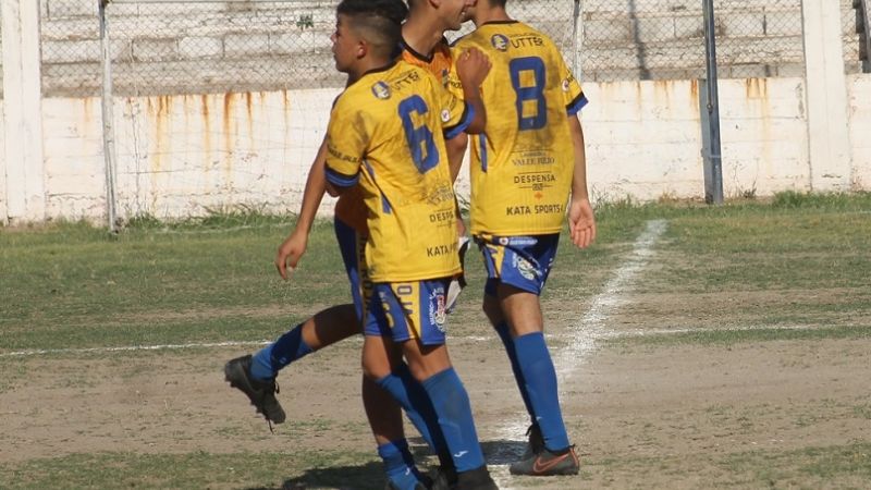 Tarde de goleadas y victorias previsibles en Las Chacras