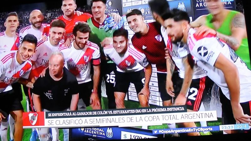 River en otra “semi” y casi 2 “palos” en “el bolso”