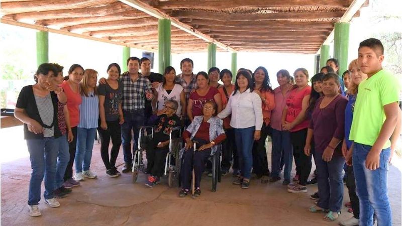 Nóblega compartió con los vecinos de Villa Luján y Costa de Reyes