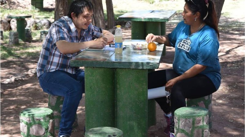 Nóblega compartió con los vecinos de Villa Luján y Costa de Reyes