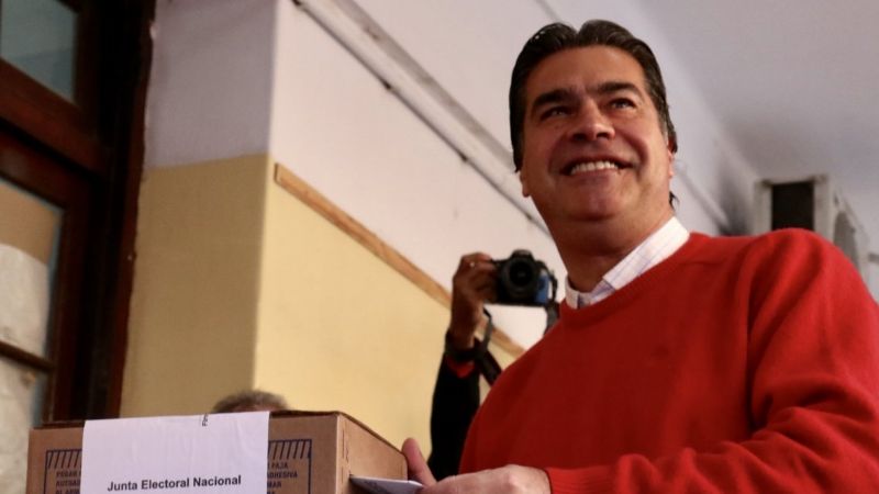 Chaco elige gobernador con Capitanich como favorito