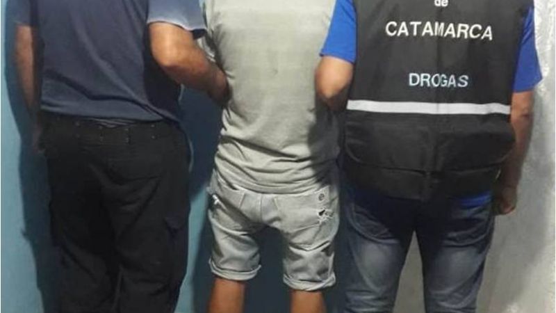 Detienen a un joven que vendía droga en Icaño