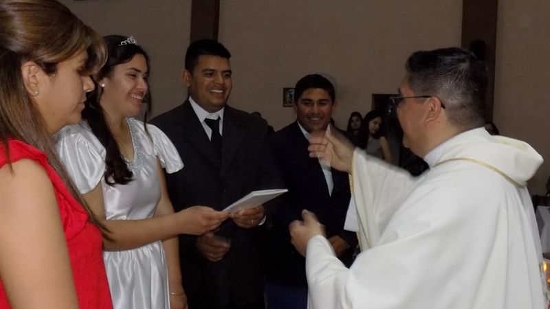 Casamientos comunitarios en la parroquia del Espíritu Santo