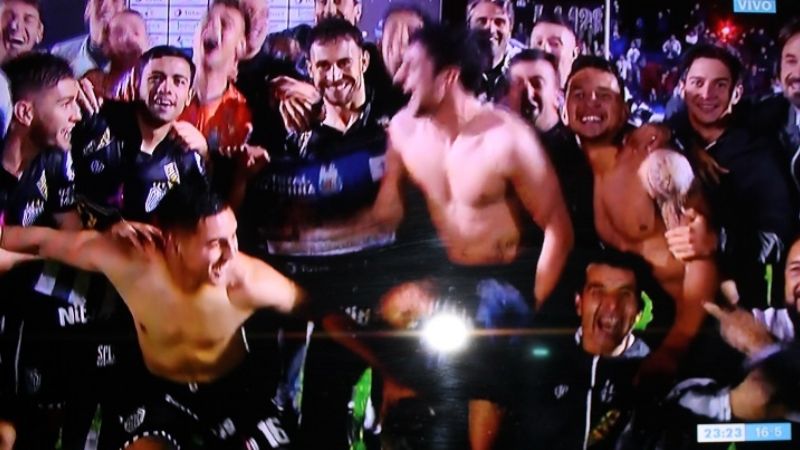 Estudiantes (BA) a la “semi” de Copa Argentina con River