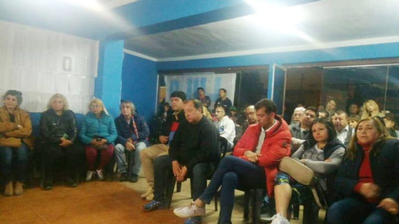 Emotiva vigilia por la Lealtad Peronista en Recreo