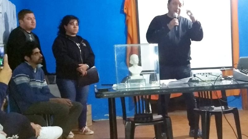 Emotiva vigilia por la Lealtad Peronista en Recreo