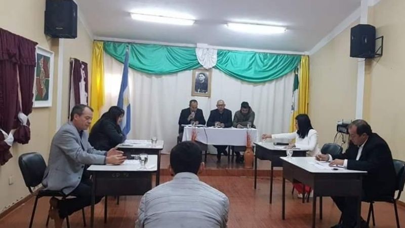 Declaran de interés el libro "Historia Real del Origen y Formación de Esquiú"