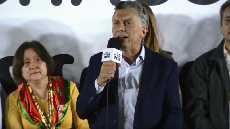 "¡Que escuche todo Corrientes!", pidió Macri en... Chaco