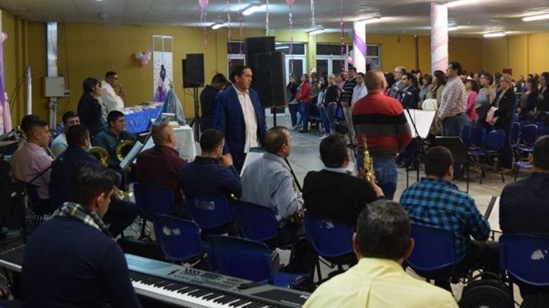 La Policía agasajó a las Madres de la Institución