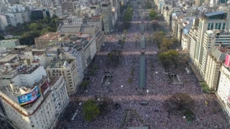 Macri, en la “Marcha del millón”: “Tenemos que dar vuelta la elección”