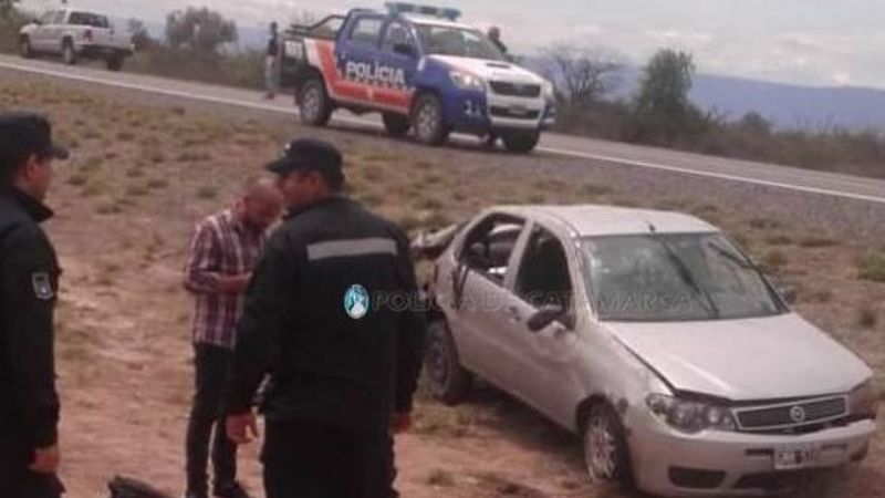 Resultó ileso en espectacular vuelco