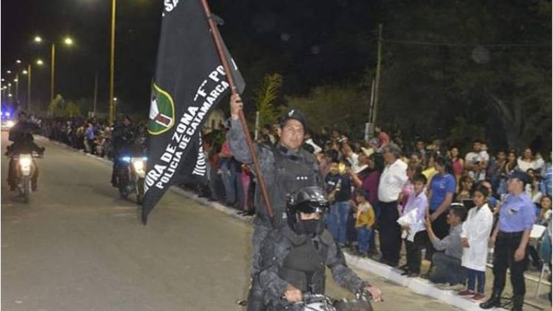 Policías de la Zona "F" Pomán participaron en el aniversario de Saujil