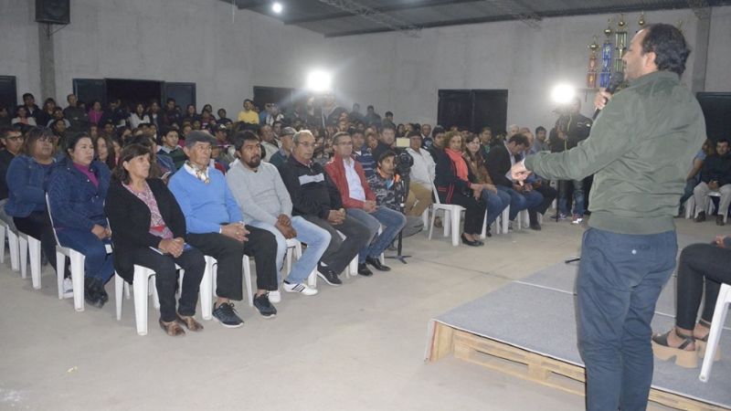 Provisión de agua potable en El Cerrito y la urbanización en el acceso a barrios del Este
