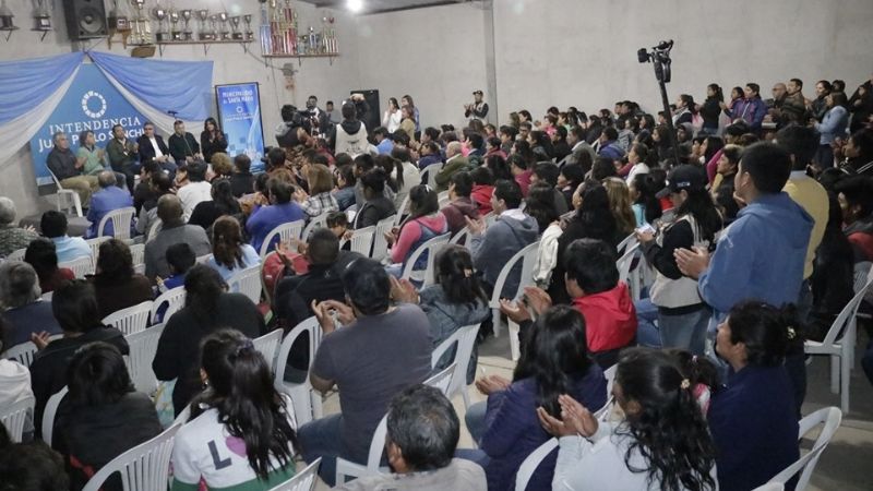 Provisión de agua potable en El Cerrito y la urbanización en el acceso a barrios del Este