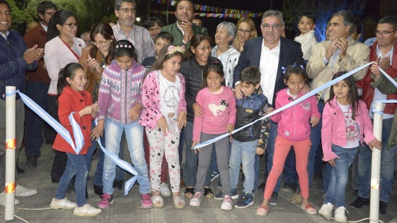 Provisión de agua potable en El Cerrito y la urbanización en el acceso a barrios del Este