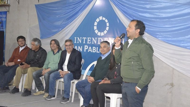 Provisión de agua potable en El Cerrito y la urbanización en el acceso a barrios del Este