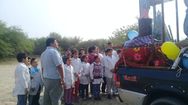 La Virgen del Valle cruzó el puente carretero y llegó a comunidades rurales
