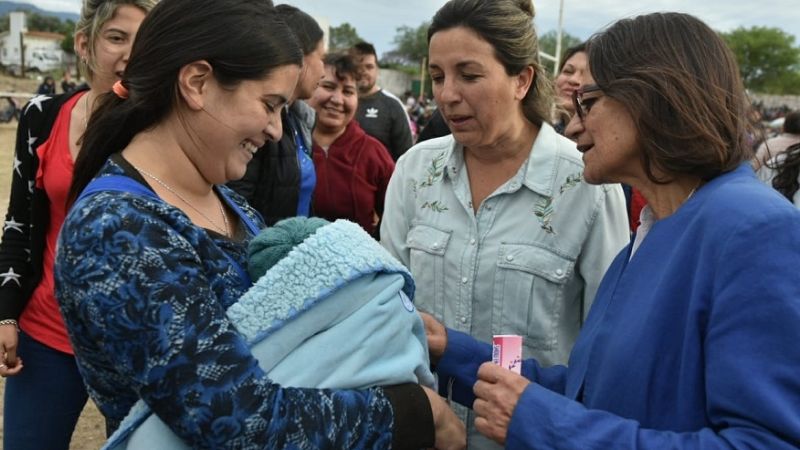 Multitudinario “Súper Bingo” de las Madres, en V. Viejo