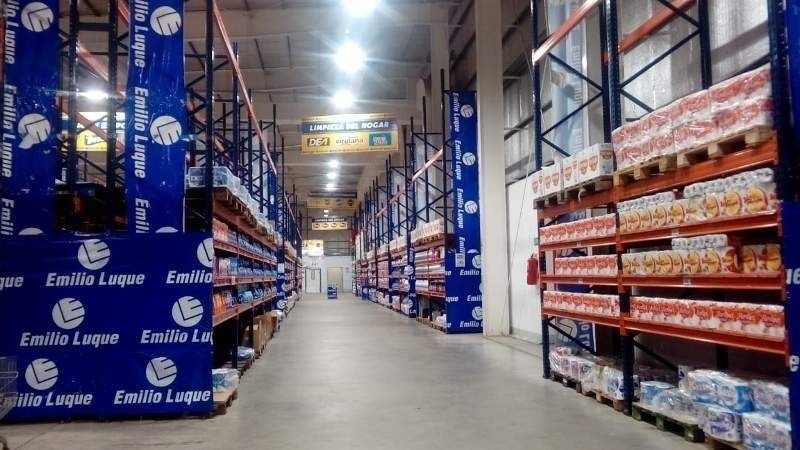 Cierra el mayorista Luque y deja a 1200 empleados sin trabajo