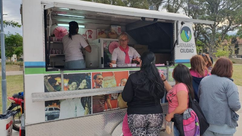 Conmemoraron el “Día Internacional de la Lucha Contra el Cáncer de Mama”