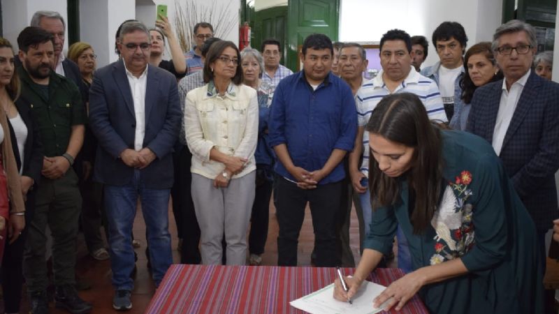 Restituyen a la comunidad indígena de Antofalla el cuerpo humano momificado