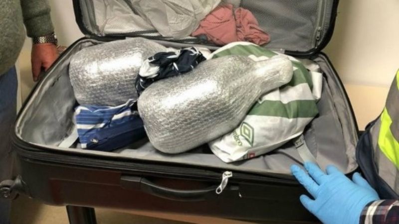 Secuestraron en Madrid más de 20 litros de éxtasis que traían hacia Argentina