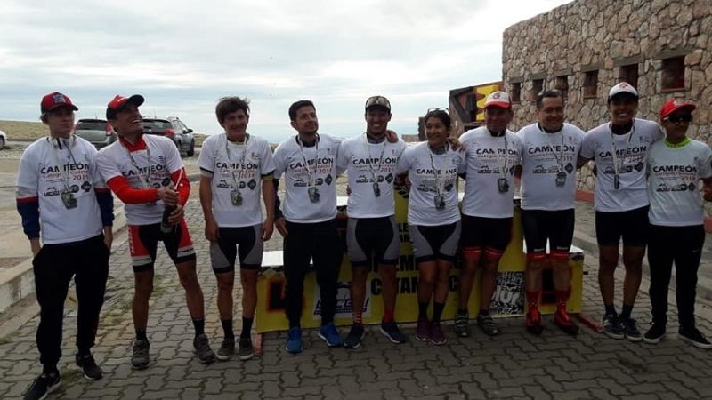 Vázquez y Calvimonte, en “Nubes”; Vallejos y Reales, campeones
