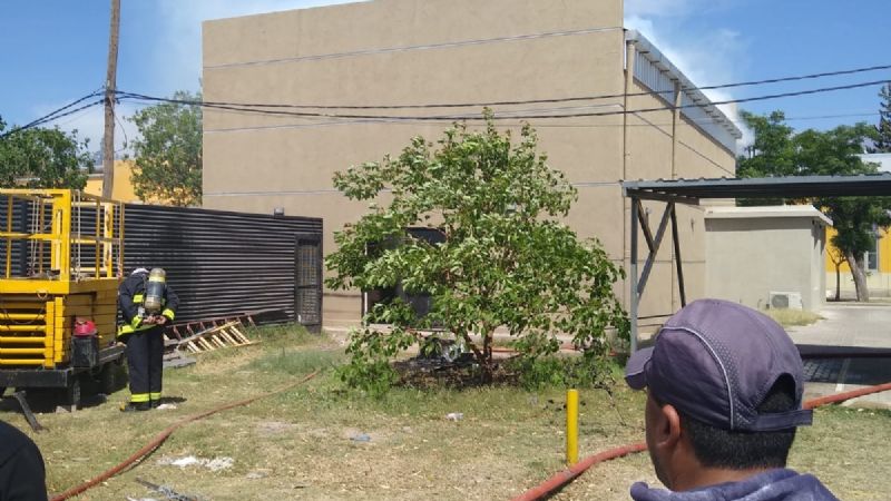 Incendio en un pabellón del CAPE