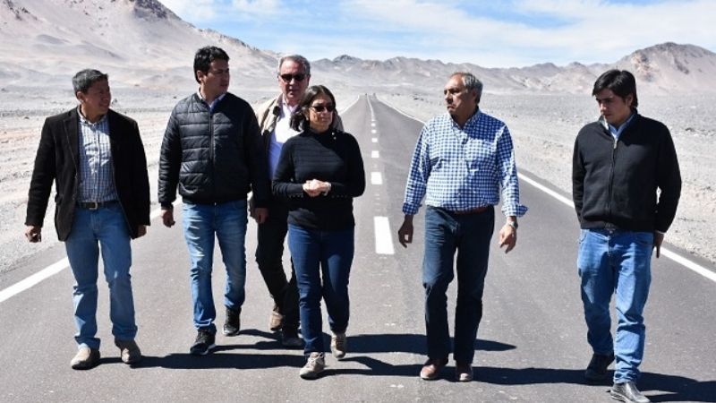 La gobernadora visitó el parque solar de Antofagasta