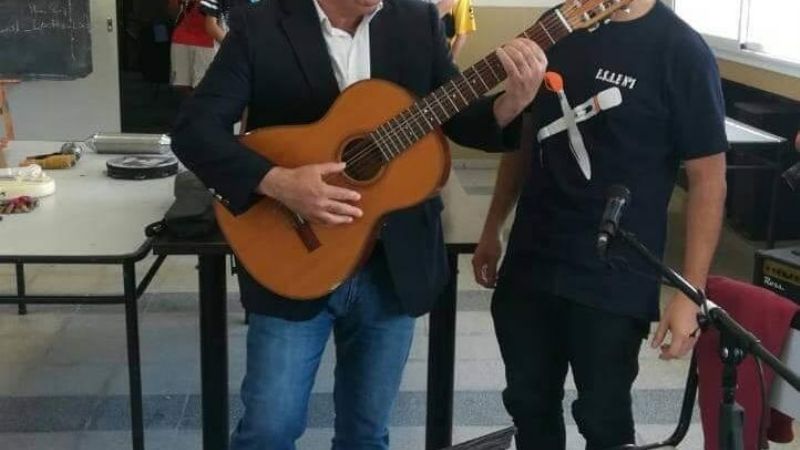 Jalil en Recreo prometió "potenciar la industria"