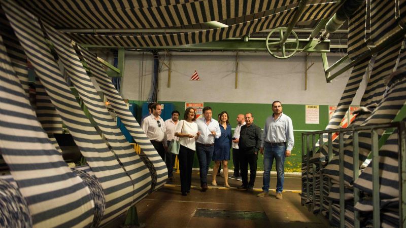 Lucía visitó la fábrica FibranSur