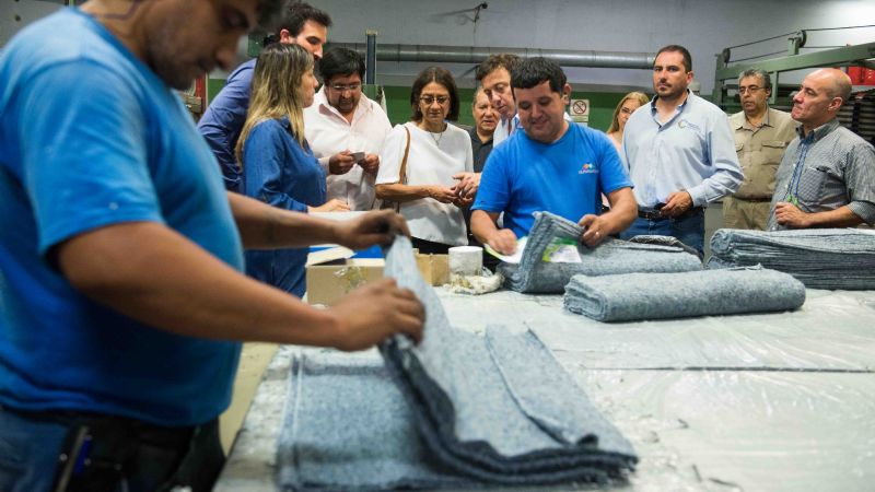 Lucía visitó la fábrica FibranSur